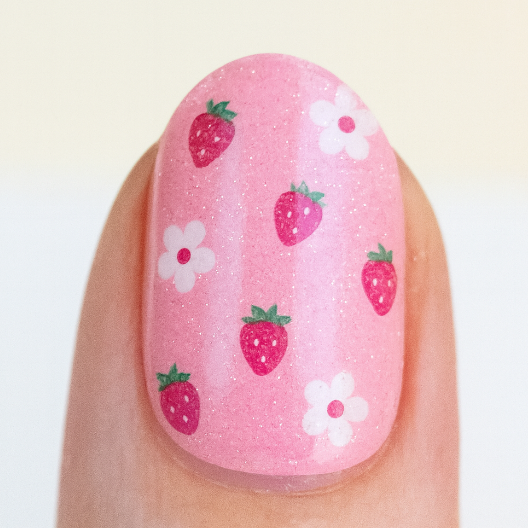 Strawberries & Cream | Nail Polish Wraps