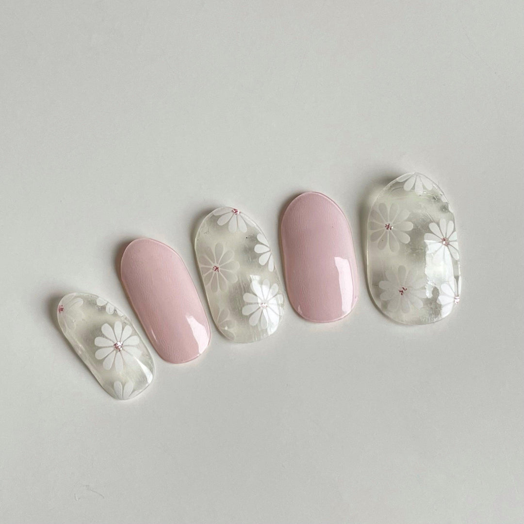 Daisy Chain | Super Jellies DIY Hard Semi Cured Gel Nail Wraps
