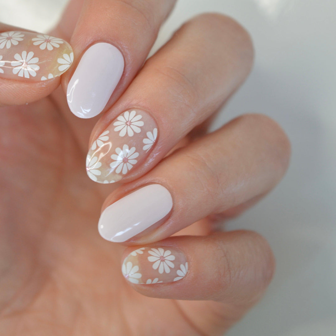 Daisy Chain | Super Jellies DIY Hard Semi Cured Gel Nail Wraps