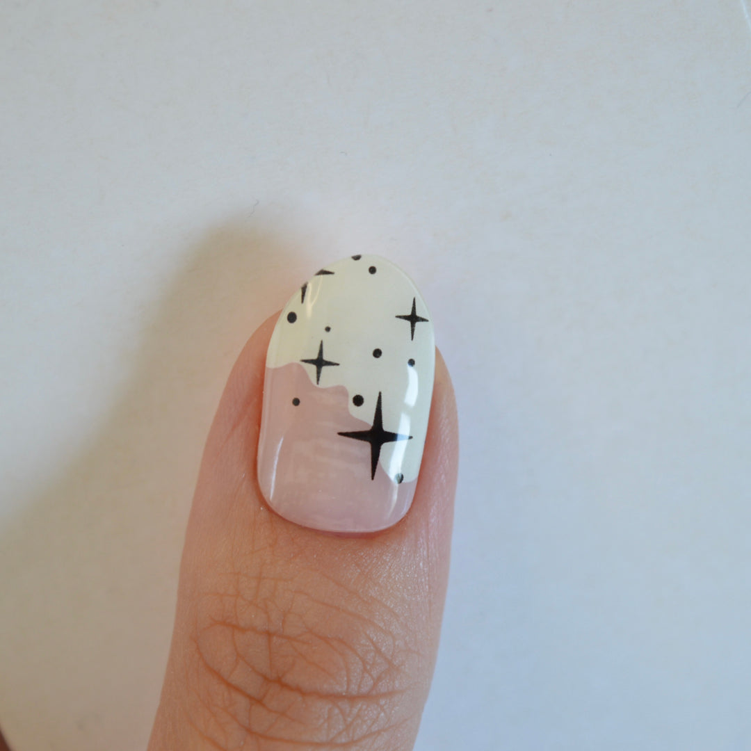 Glowie (Glow in the dark) | Super Jellies DIY Hard Semi Cured Gel Nail Wraps