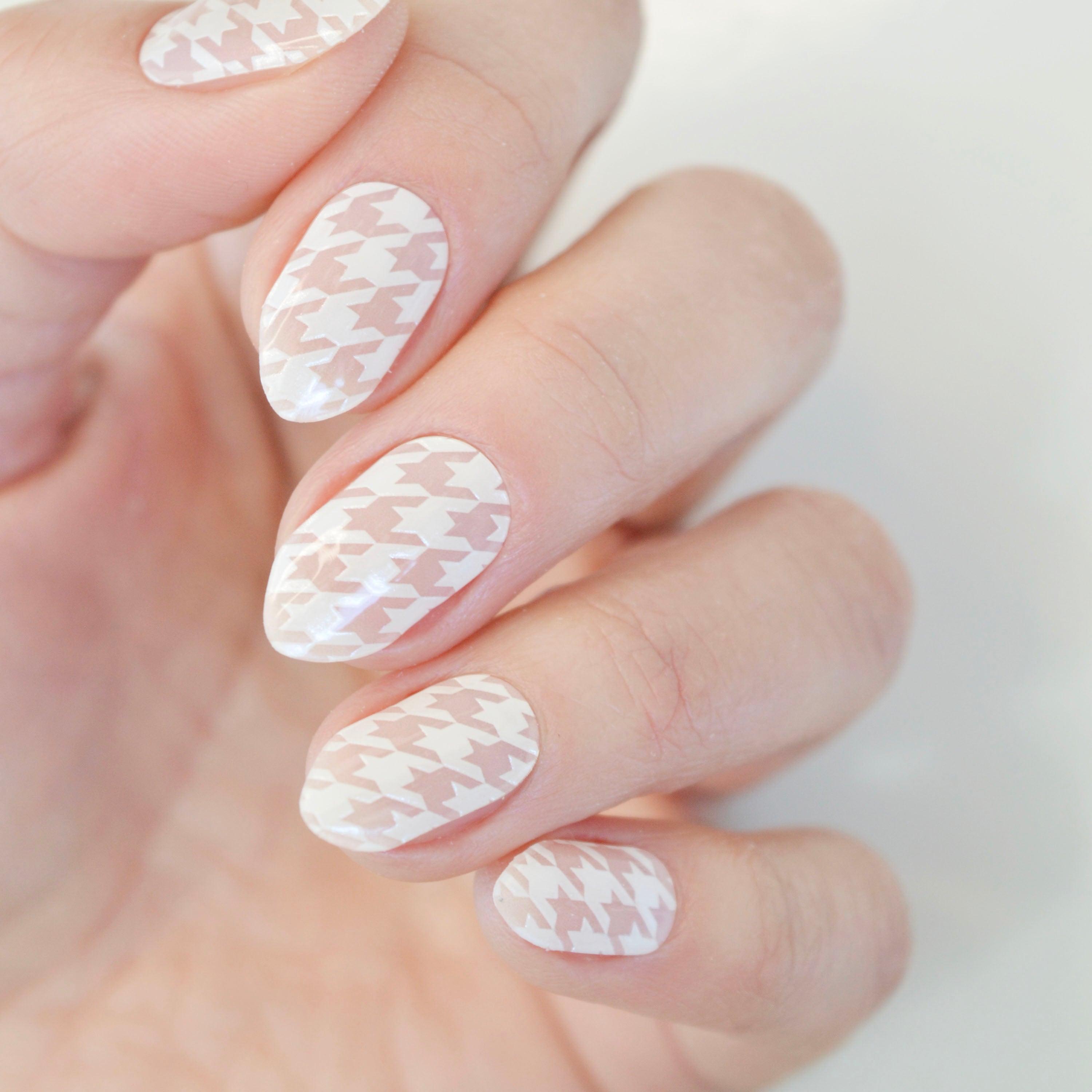 Houndstooth | Super Jellies DIY Hard Semi Cured Gel Nail Wraps