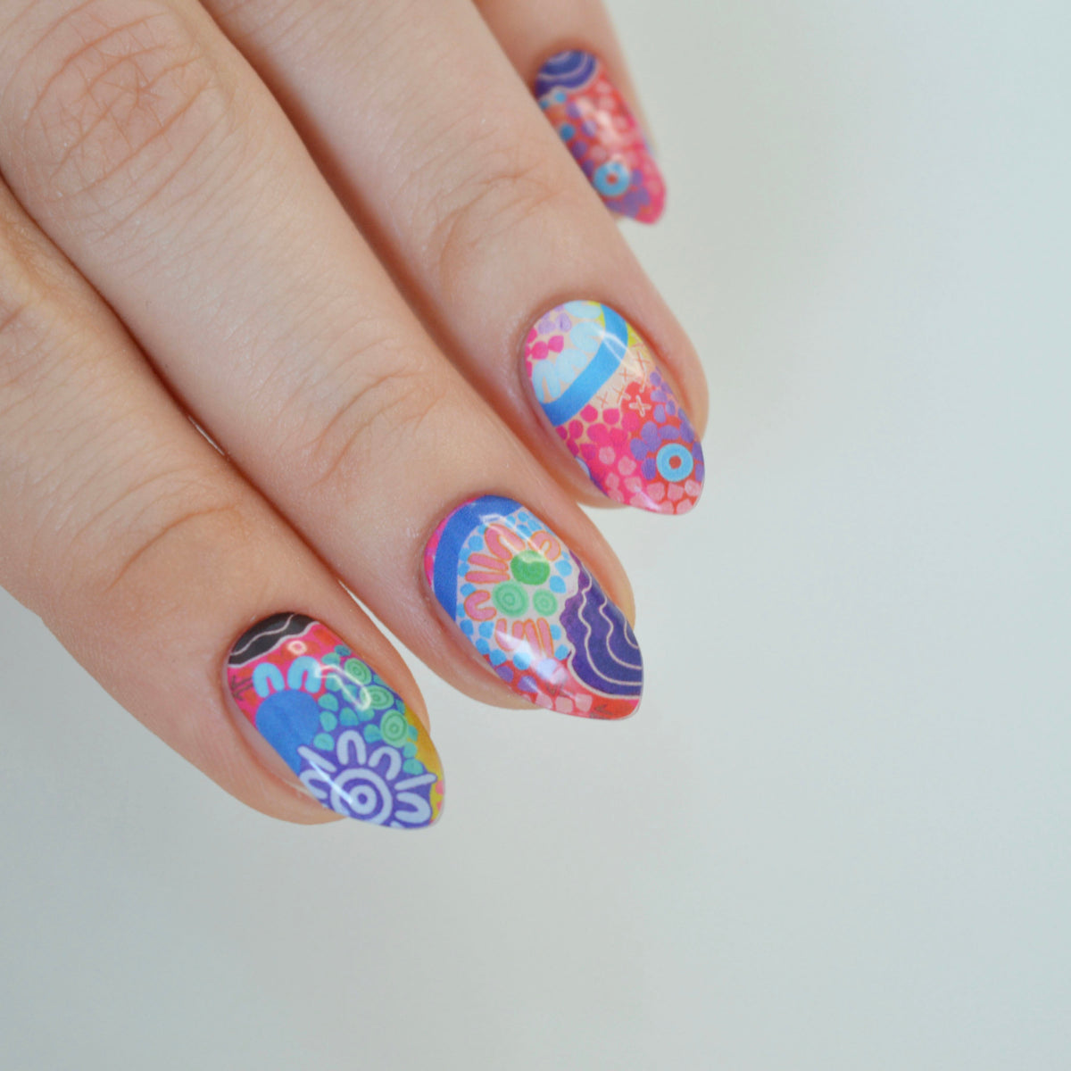 Nawu (Far Country) x Luruk In | Super Jellies DIY Hard Semi Cured Gel Nail Wraps