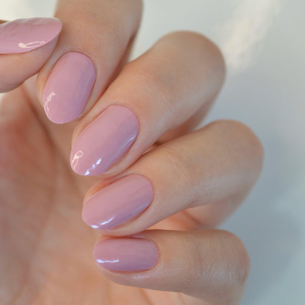 Skin | Neutral Nail Polish Wrap