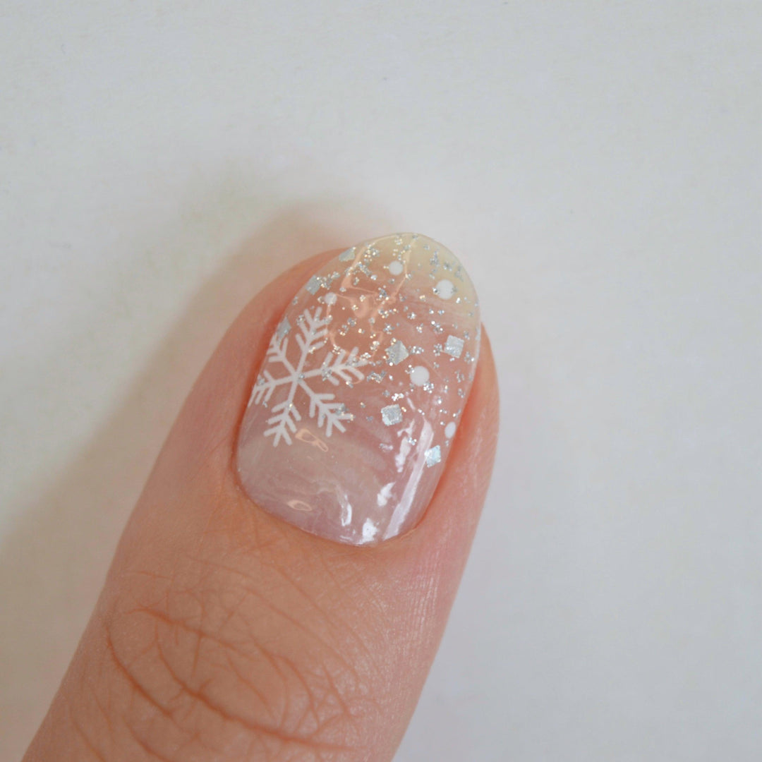 White Christmas | Christmas Nail Polish Wrap