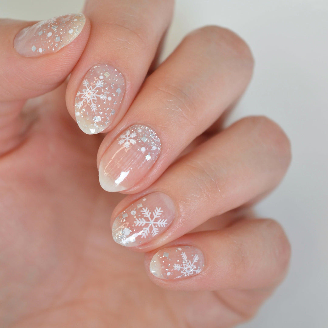 White Christmas | Christmas Nail Polish Wrap
