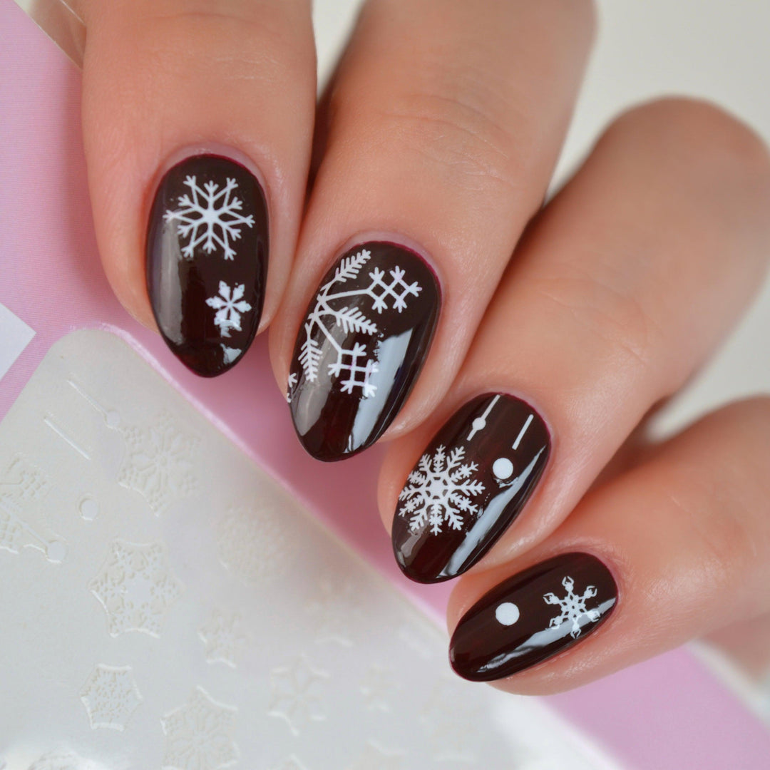 Snowy PLAY Nail Art Sticker