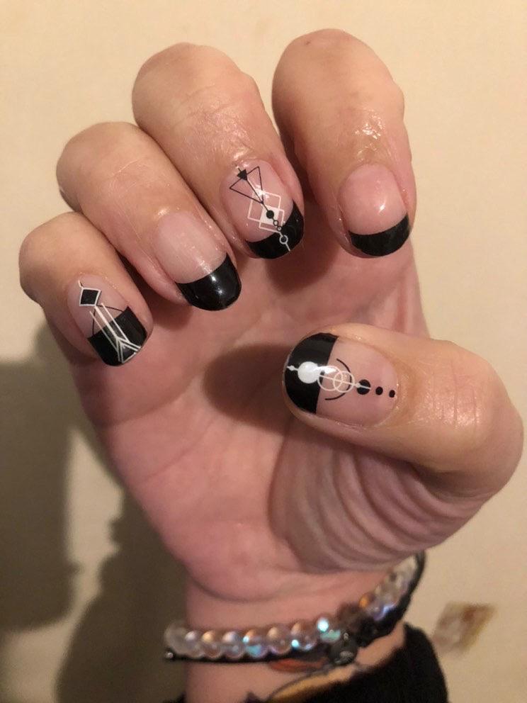Black Tips | French Tip Nail Polish Wraps