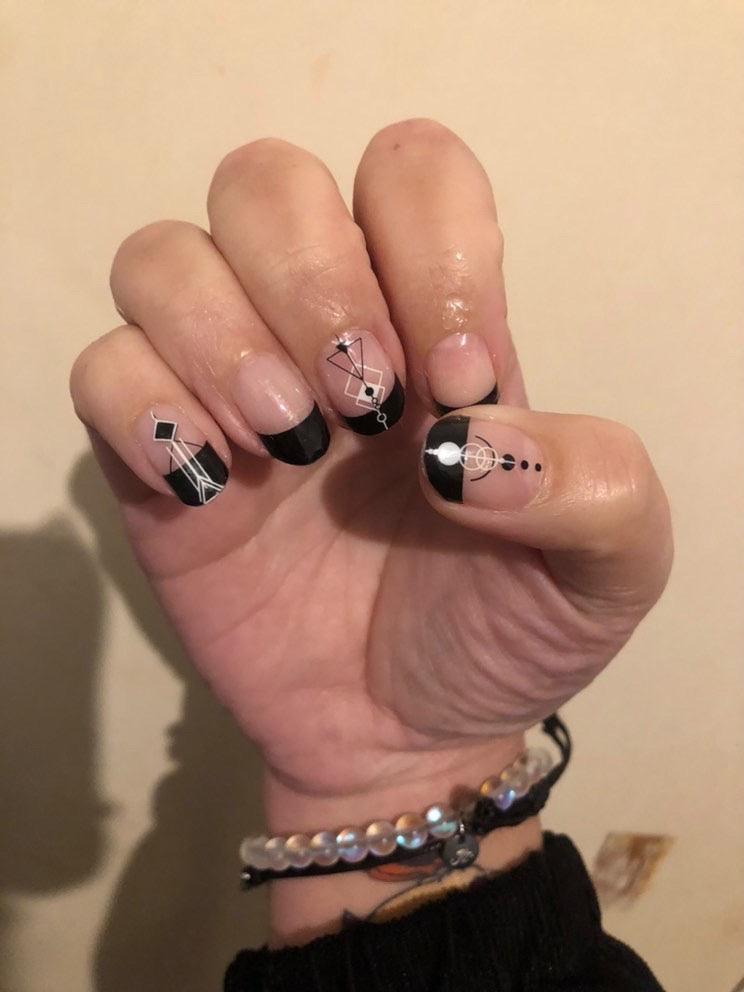 Black Tips | French Tip Nail Polish Wraps
