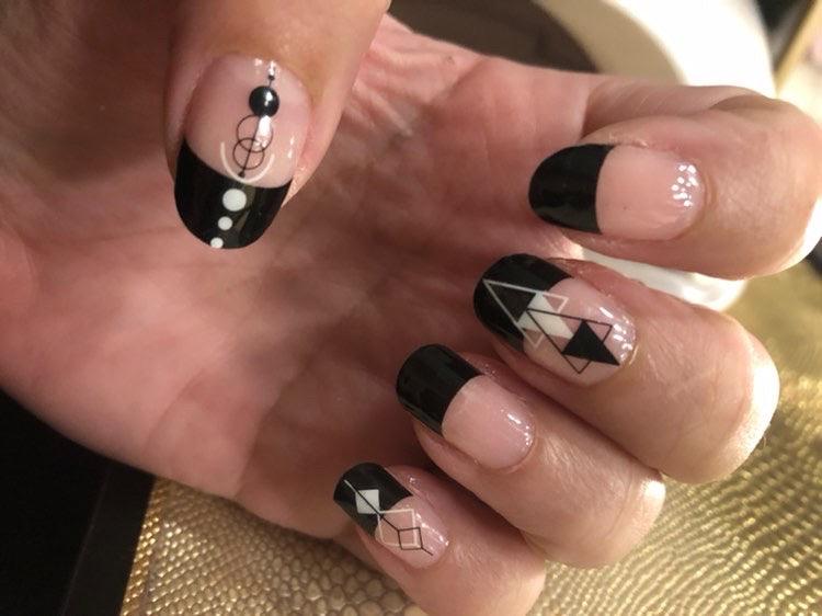 Black Tips | French Tip Nail Polish Wraps