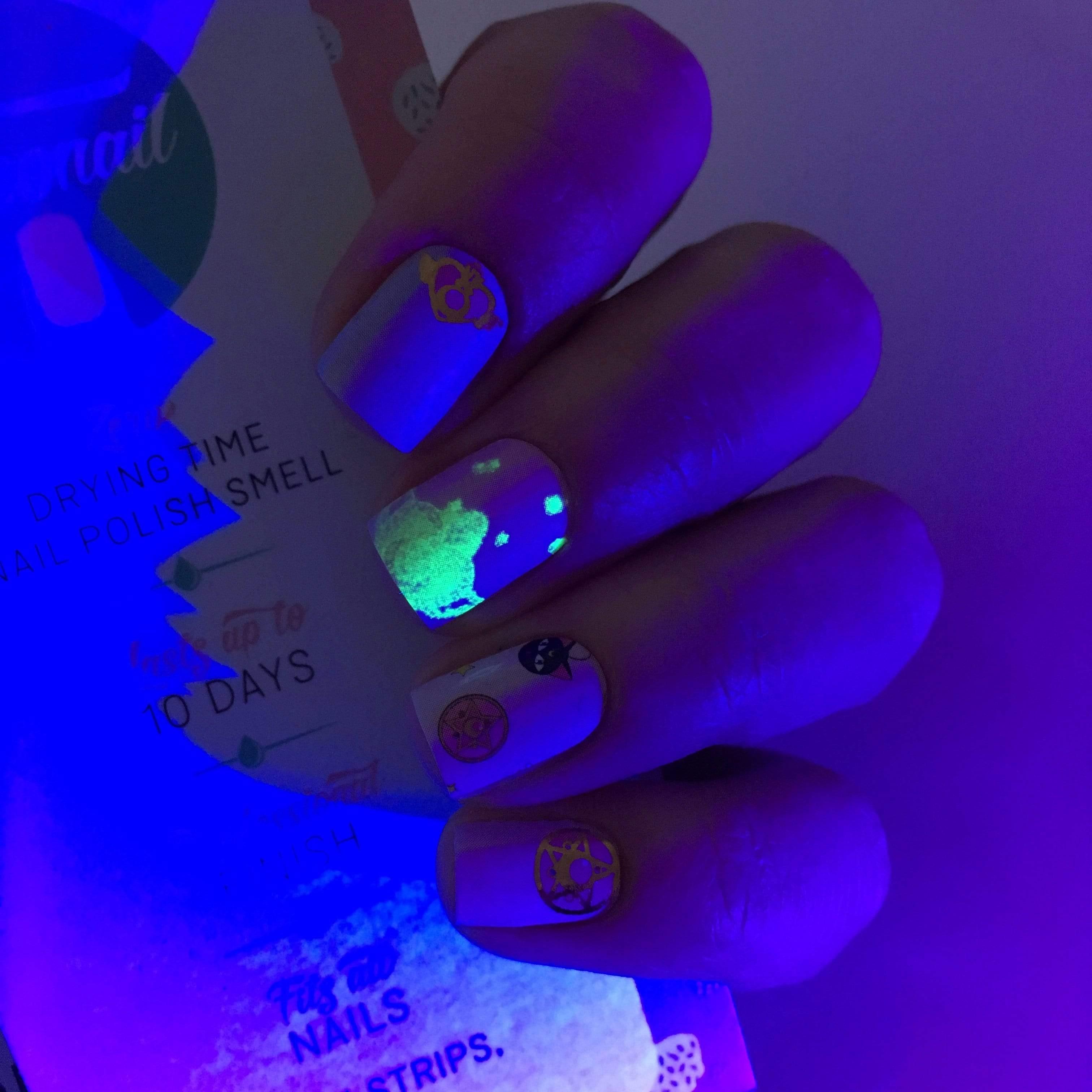 Personail Nail Wraps Sailor Moon (Glow in the dark)