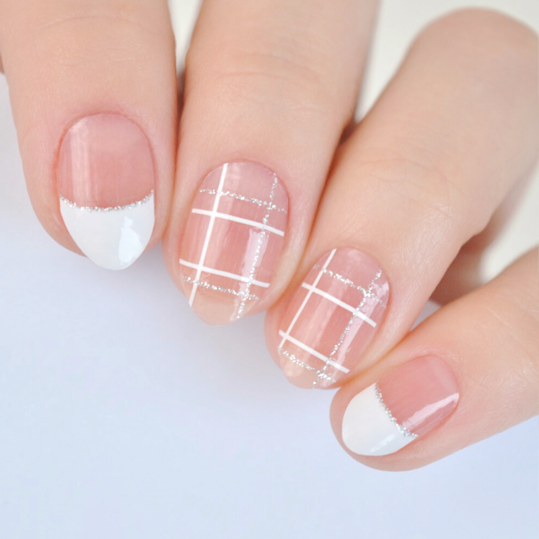 Elle | French Checkered Nail Polish Wrap
