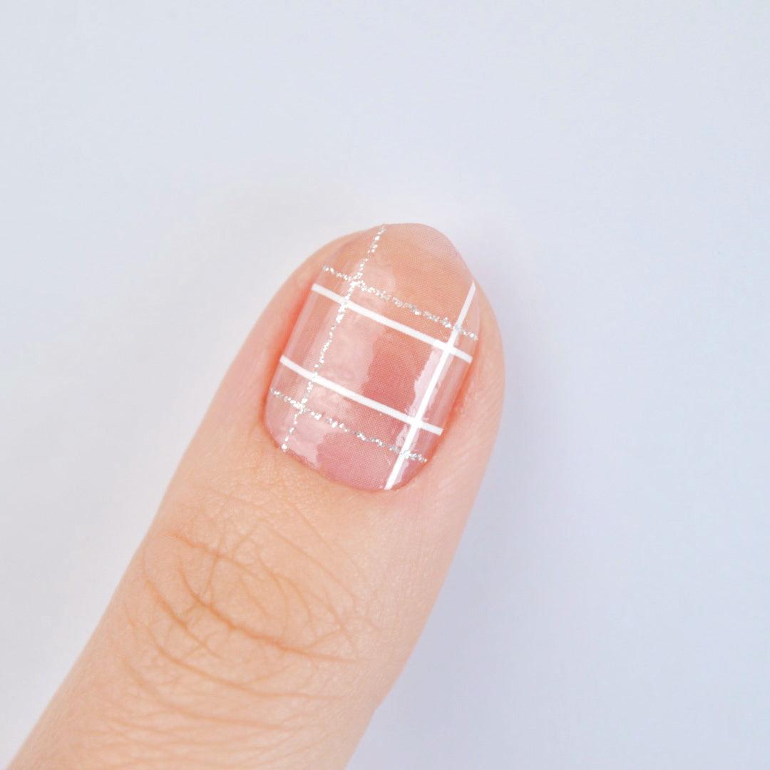 Elle | French Checkered Nail Polish Wrap