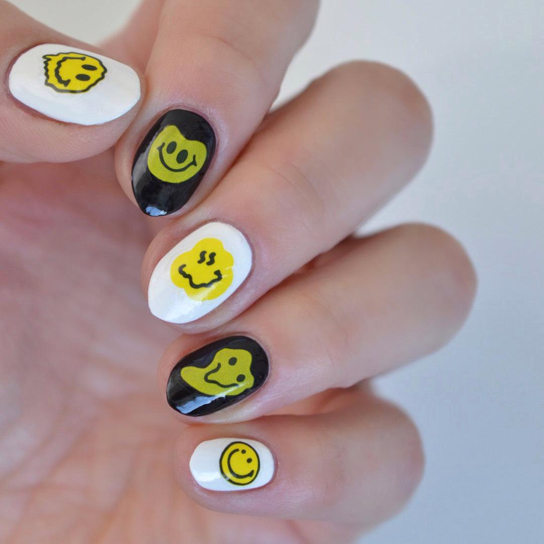 Smiley PLAY Nail Art Sticker