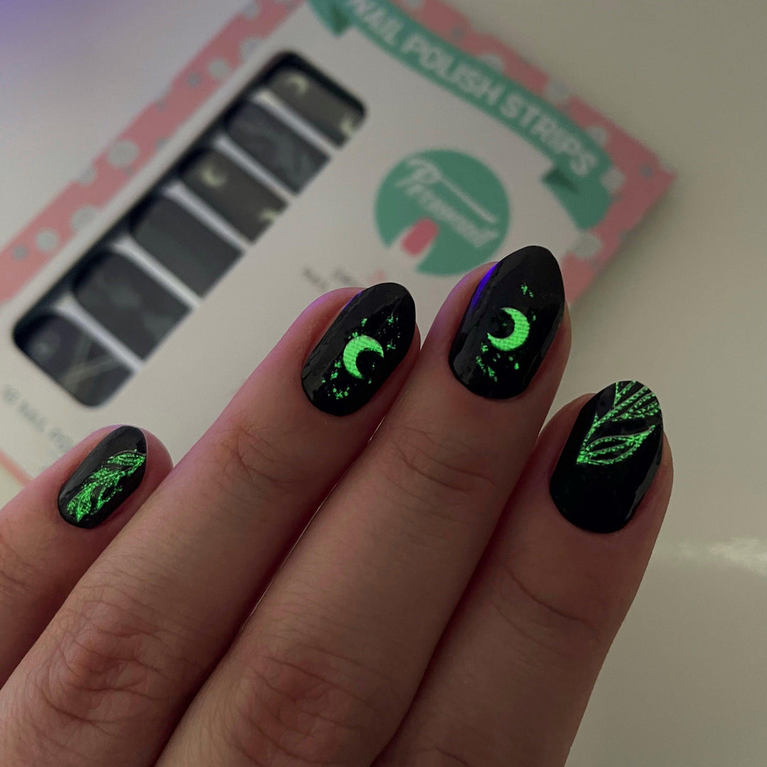 VooDoo  | Halloween Glow in the dark Nail Polish Wrap