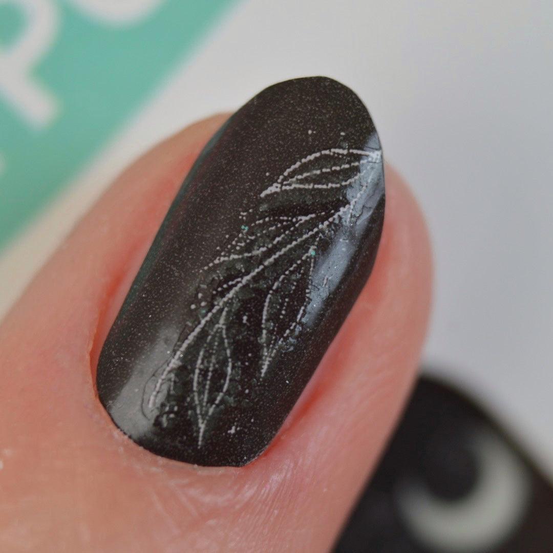 VooDoo  | Halloween Glow in the dark Nail Polish Wrap