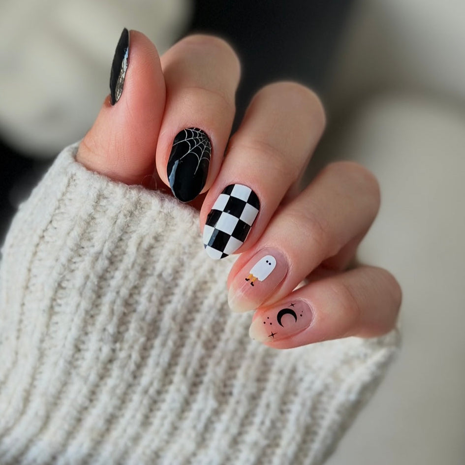 Casper |  Halloween Themed Nail Polish Wrap