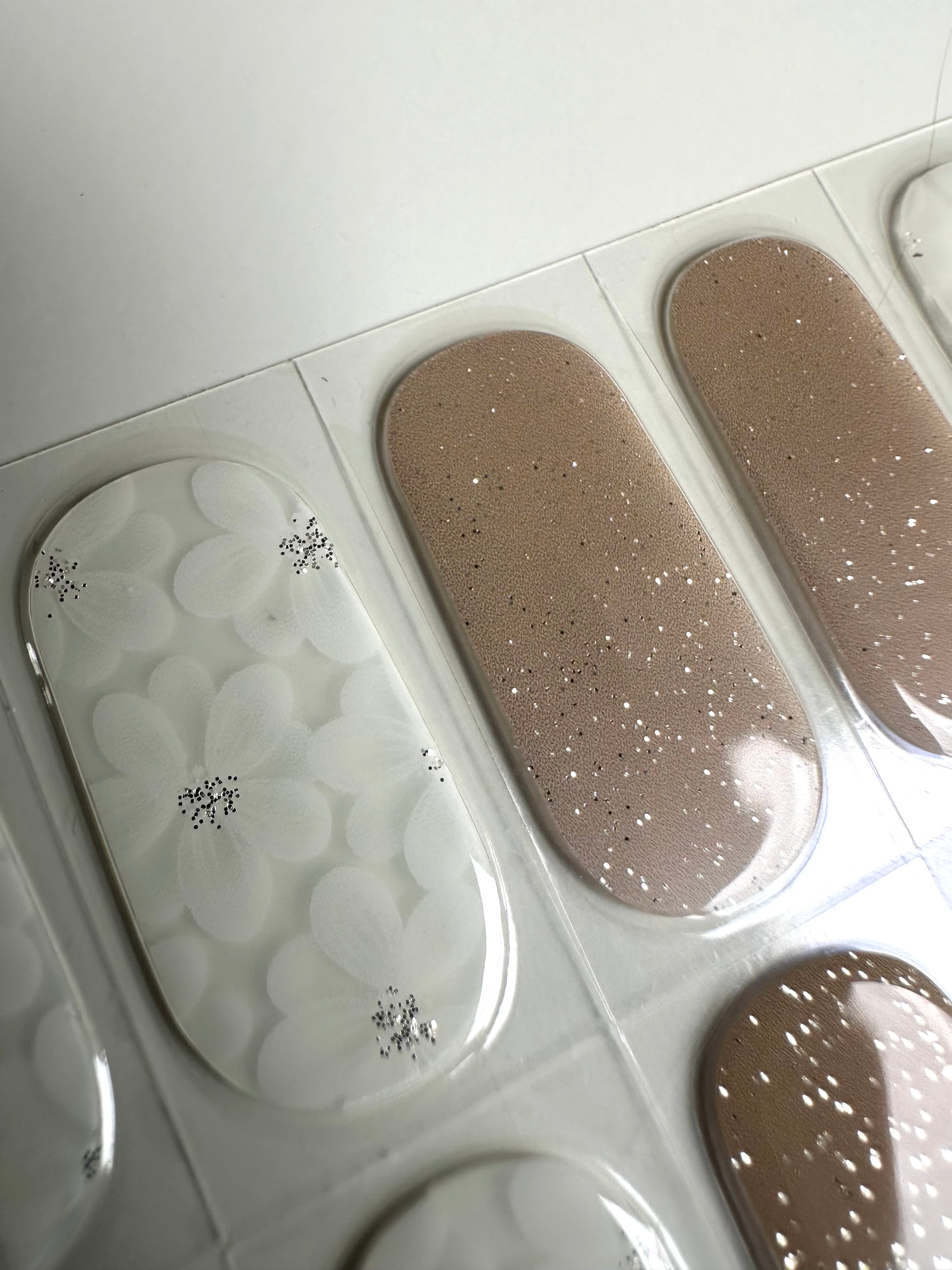 Lace | Super Jellies DIY Hard Semi Cured Gel Nail Wraps