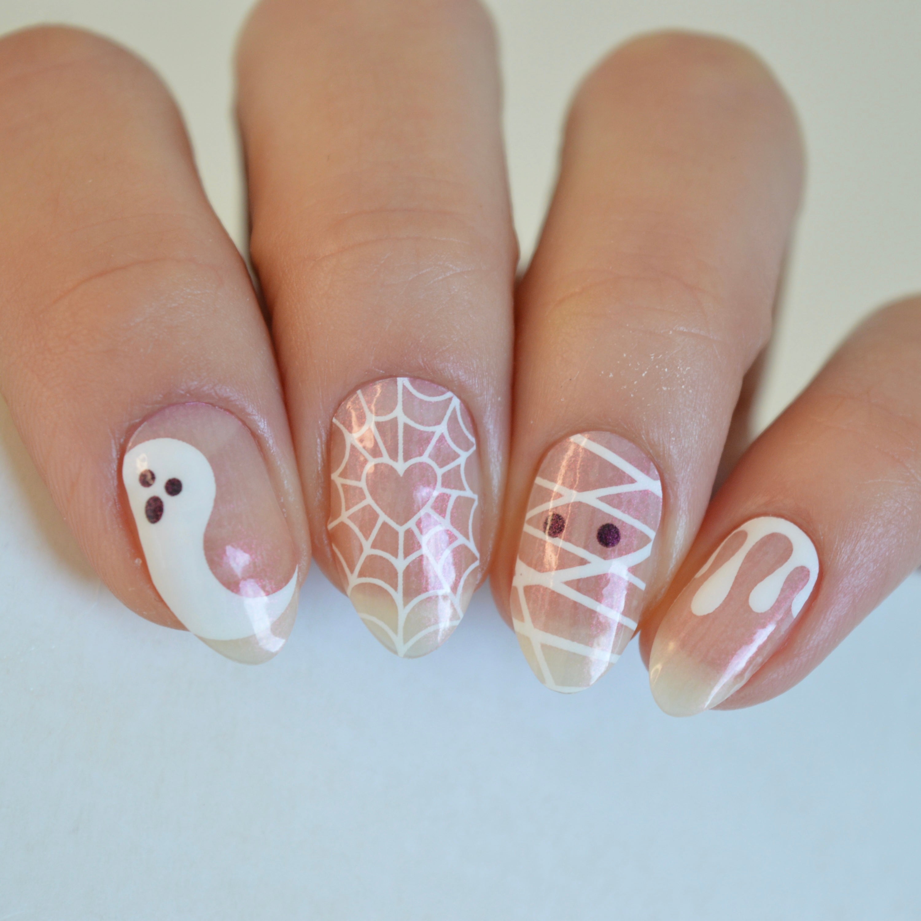 Mummy |  Halloween Themed Nail Polish Wrap