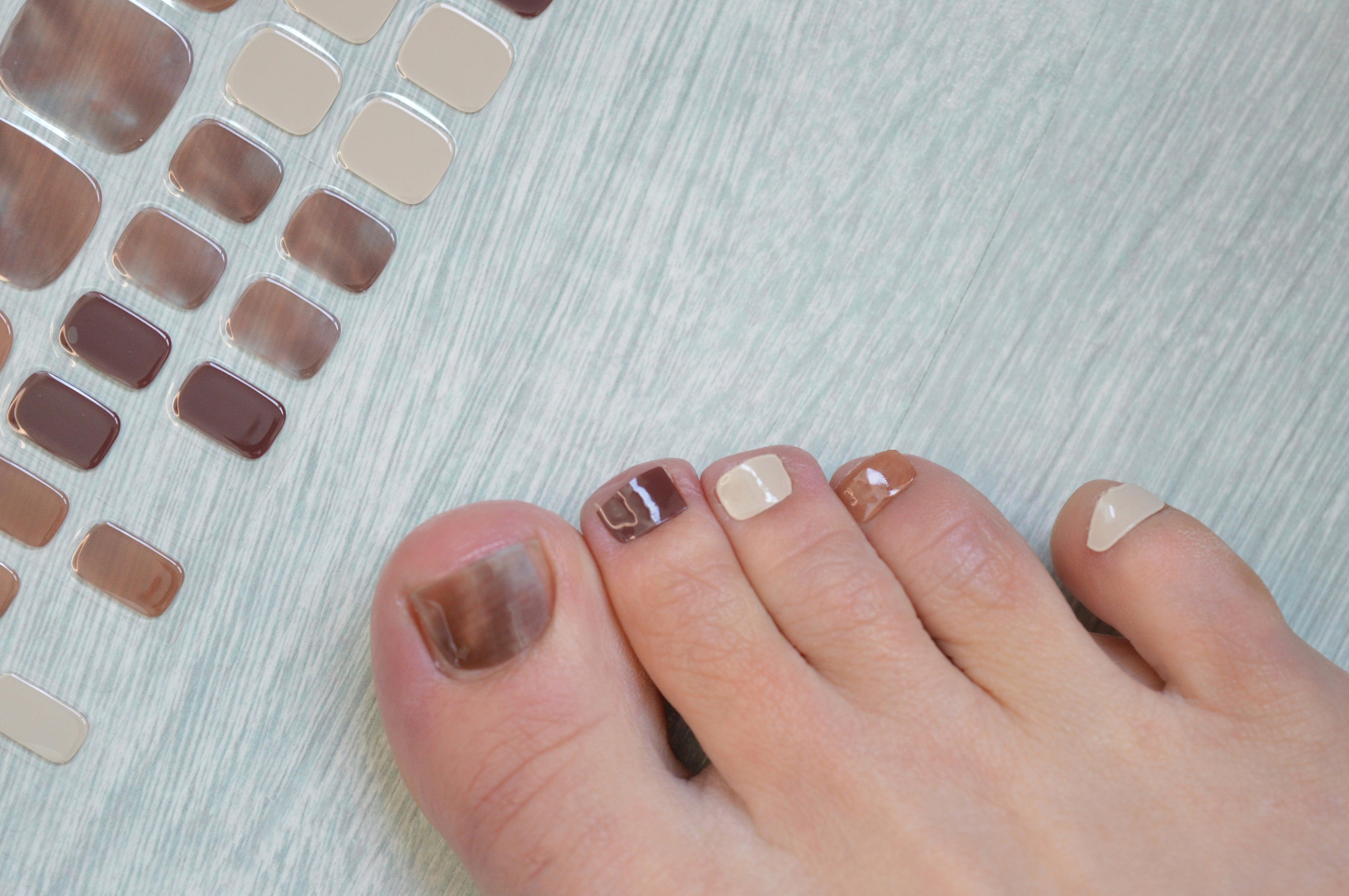 (Pedi/Toes) Vogue Semi Cured Gel Nail Wraps