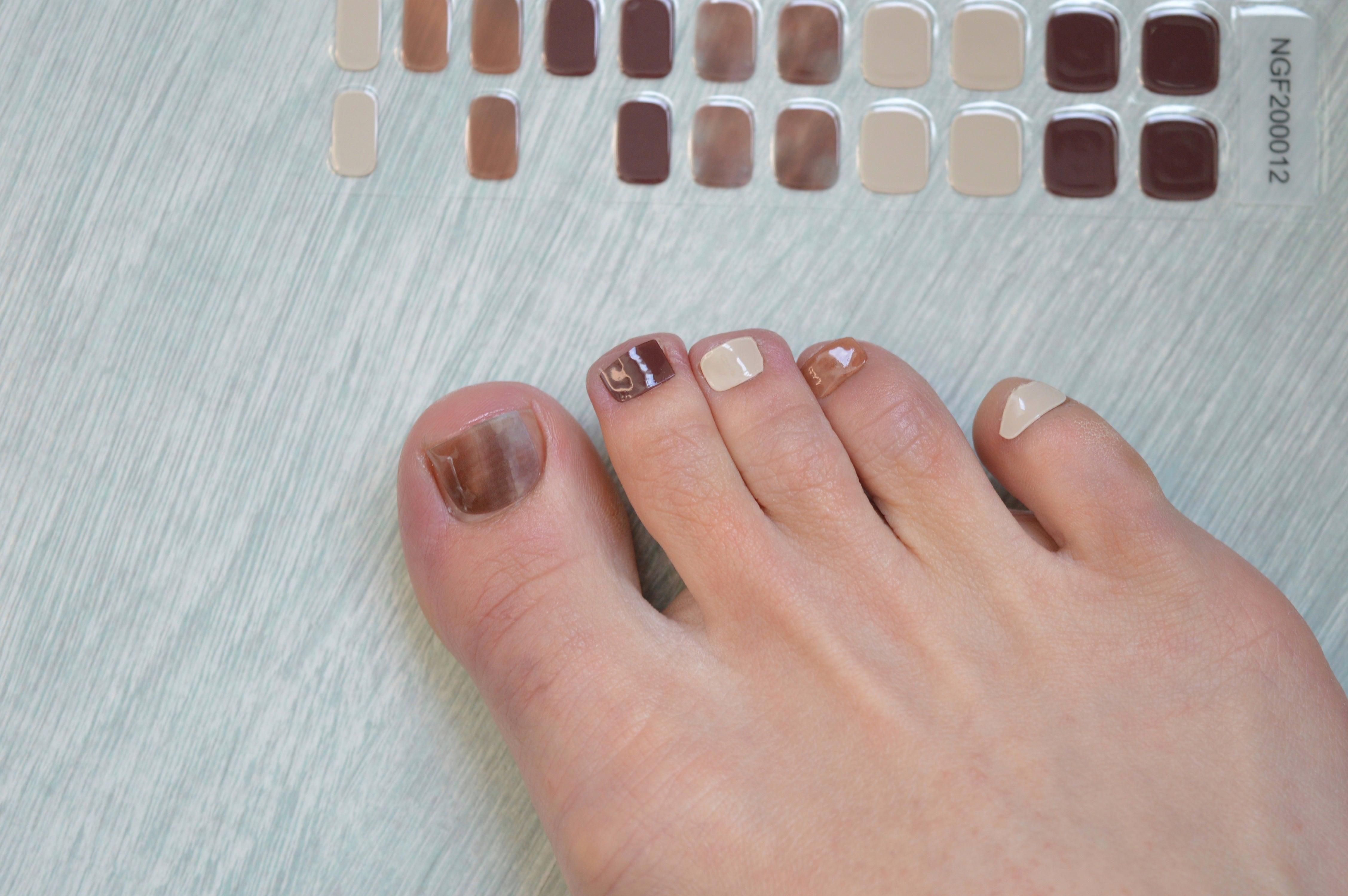 (Pedi/Toes) Vogue Semi Cured Gel Nail Wraps