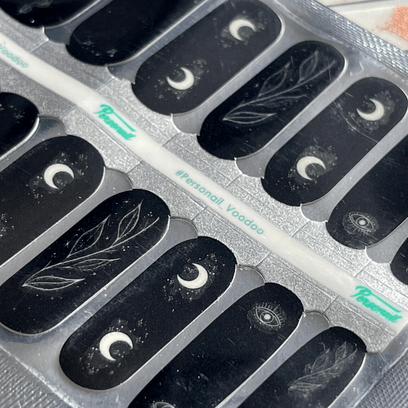 VooDoo  | Halloween Glow in the dark Nail Polish Wrap