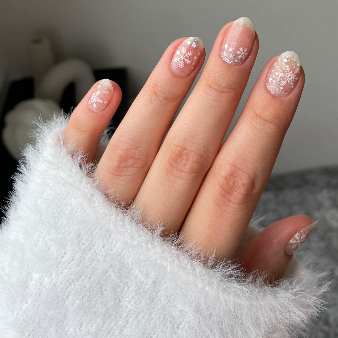 White Christmas | Christmas Nail Polish Wrap