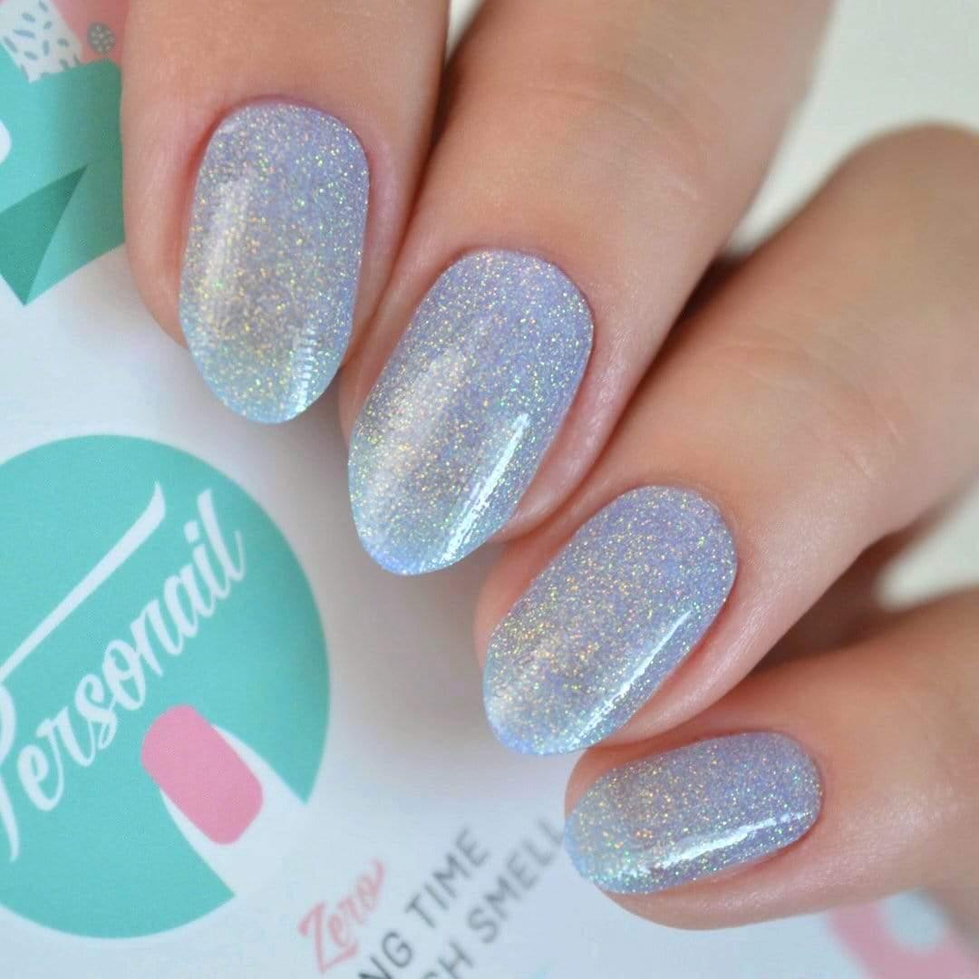 I love the colour contrast between the dark base and the light blue  shimmery glitter. Awesome :) | Blue glitter nails, Ombre nails, Blue  glitter nail polish