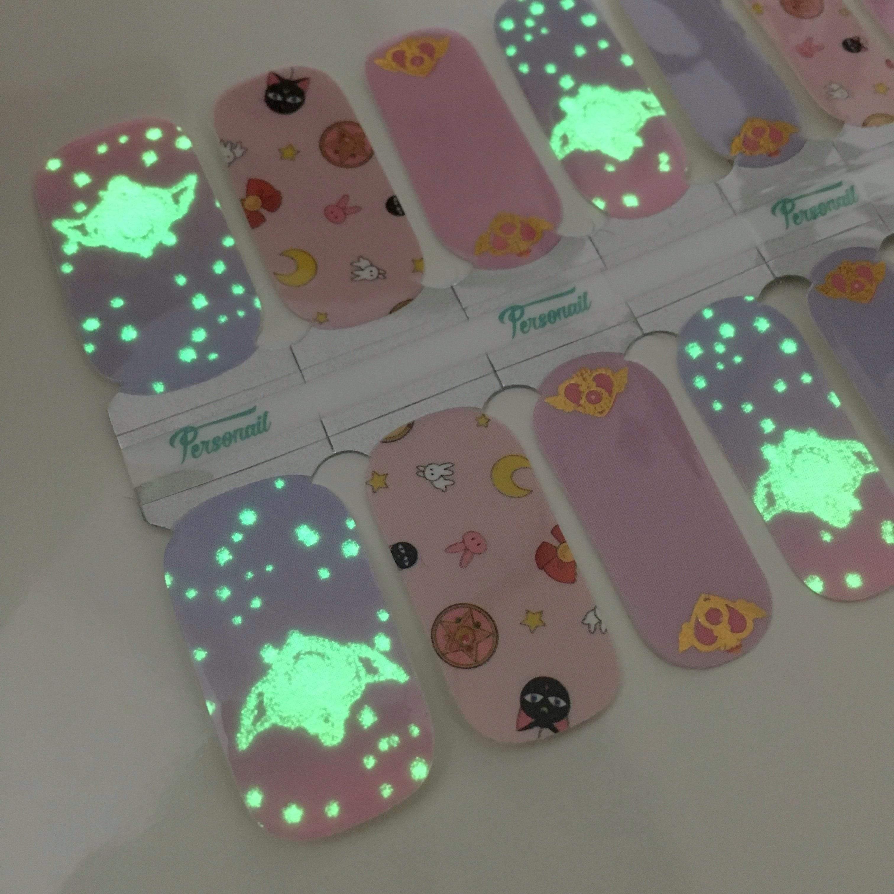 Personail Nail Wraps Sailor Moon (Glow in the dark)